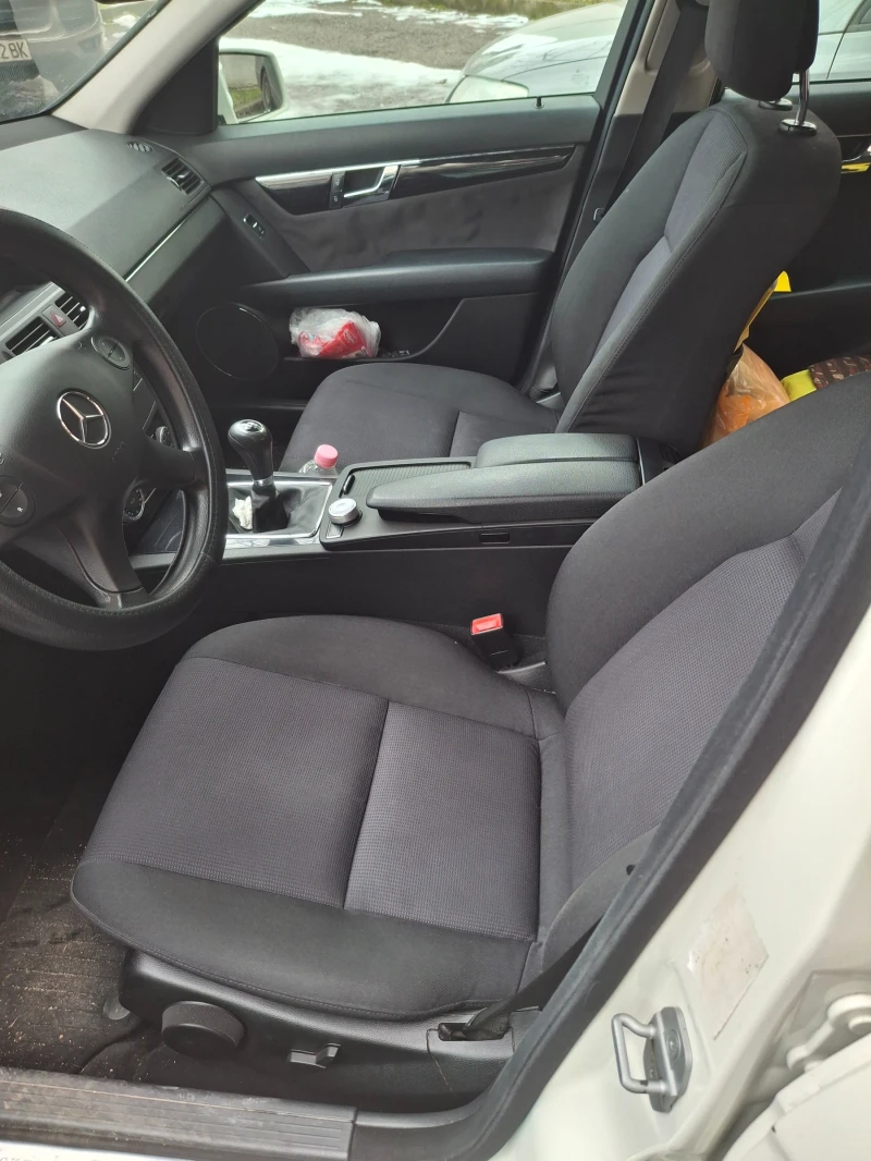 Mercedes-Benz C 200 cdi, снимка 4 - Автомобили и джипове - 53213179