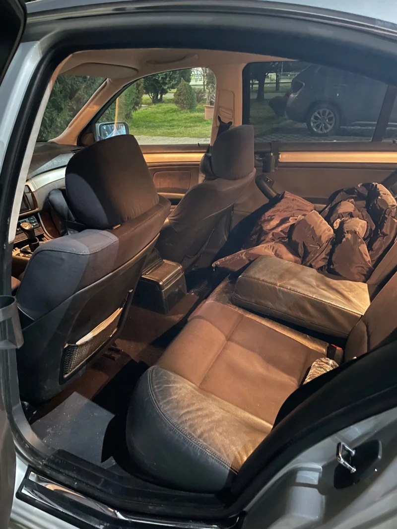 BMW 330, снимка 3 - Автомобили и джипове - 53419533