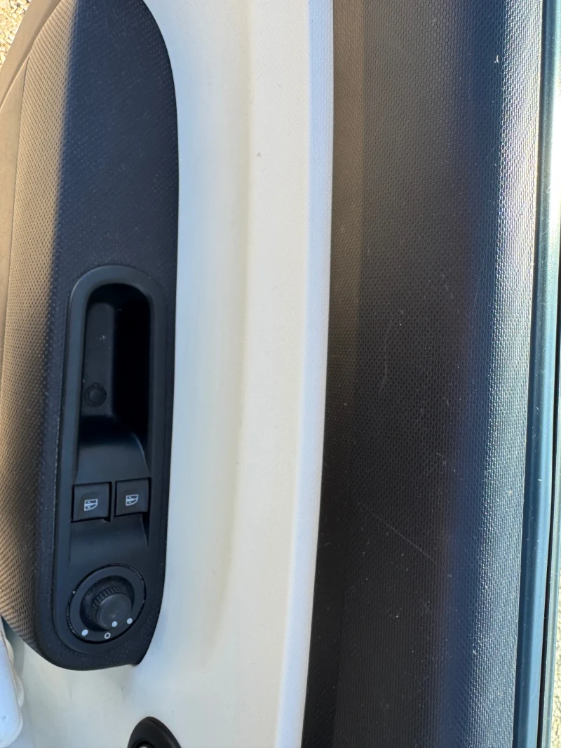 Renault Twingo 22kwh, снимка 12 - Автомобили и джипове - 53488748