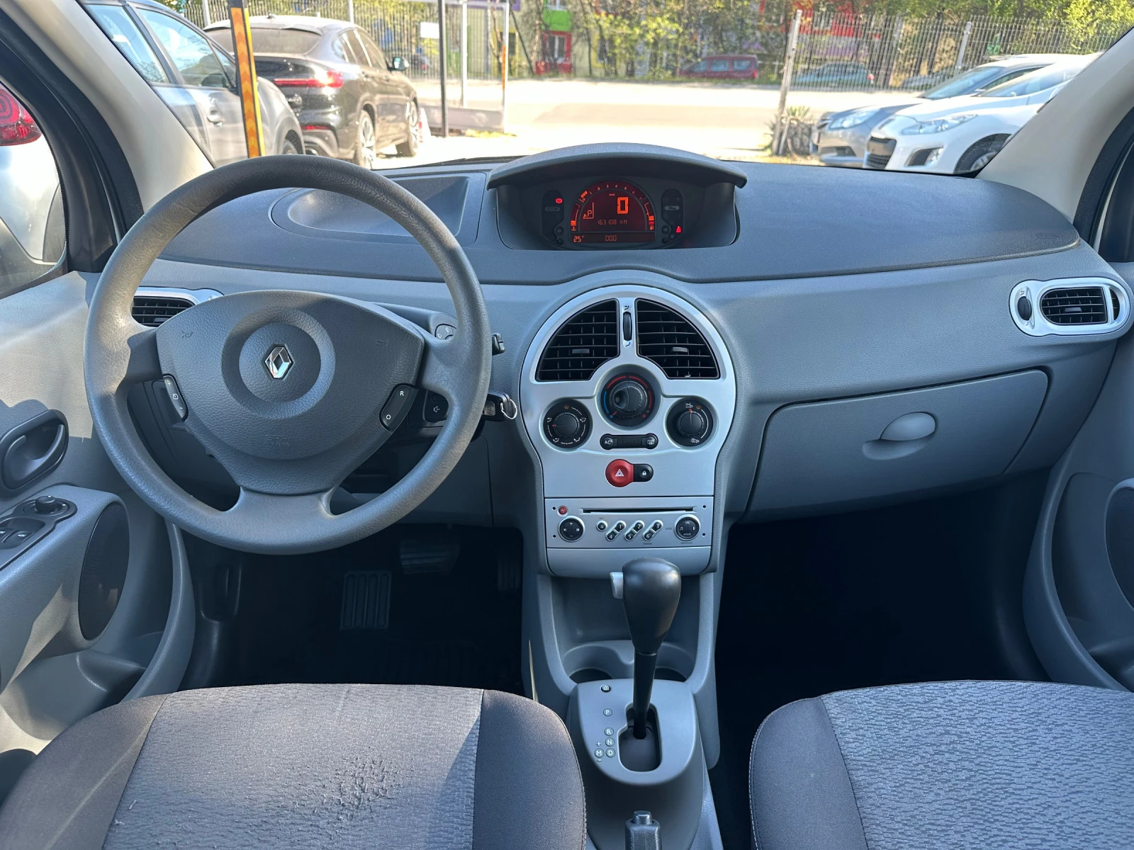 Renault Modus 1.6 - изображение 10