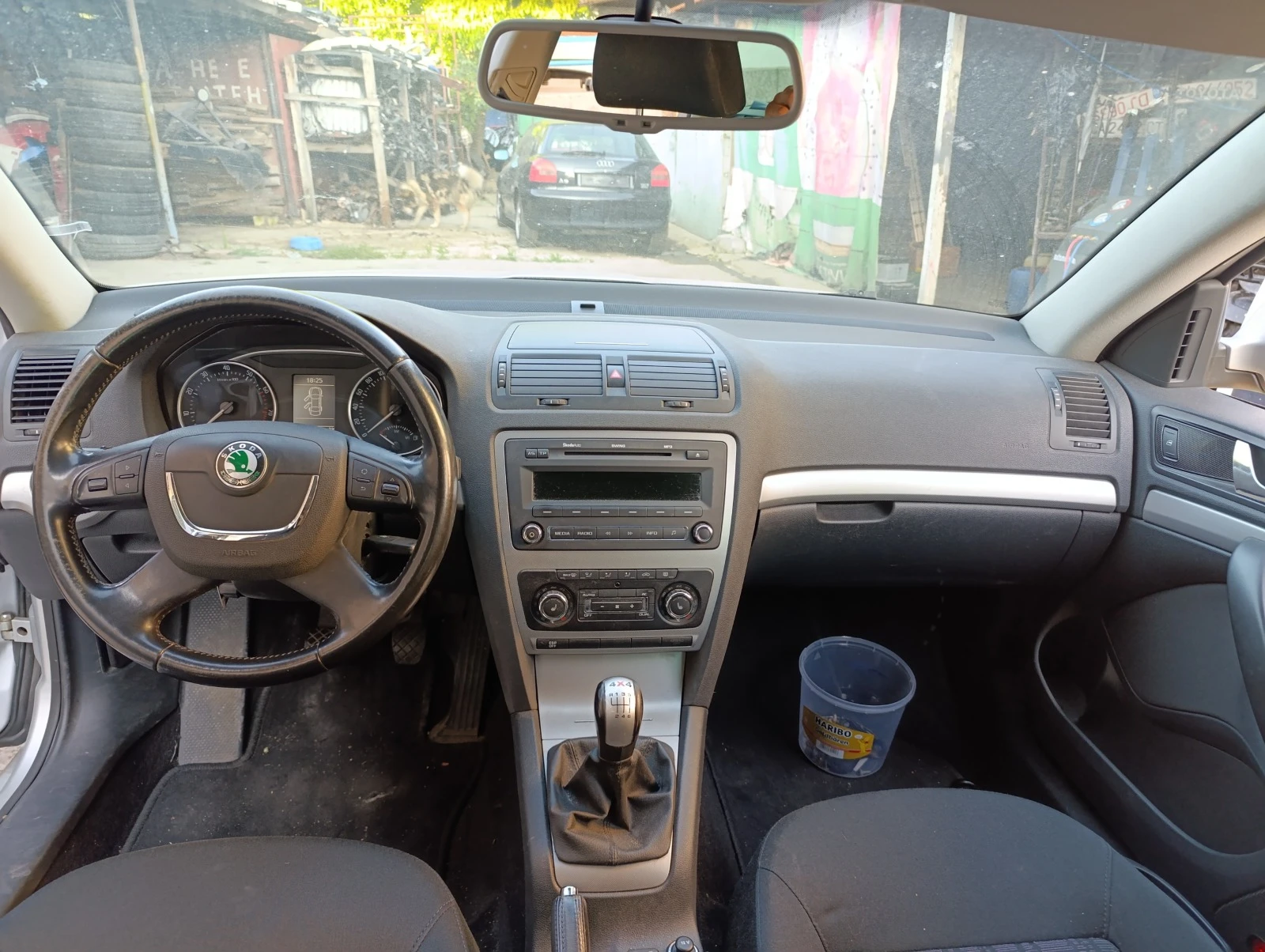 Skoda Octavia 1.8тси 4х4 - изображение 8