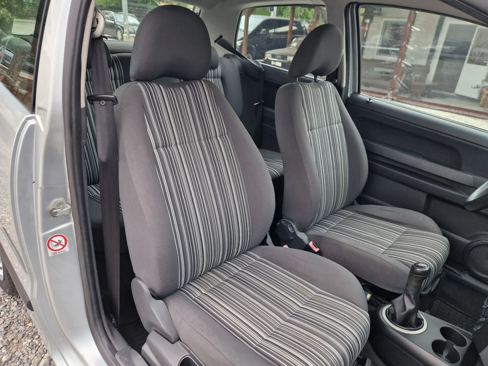 VW Fox 1.2i klima  - изображение 8