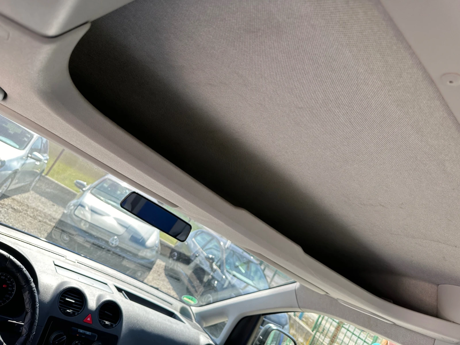 VW Caddy 1.6 102кс 7 местна | Mobile.bg — изображение 12