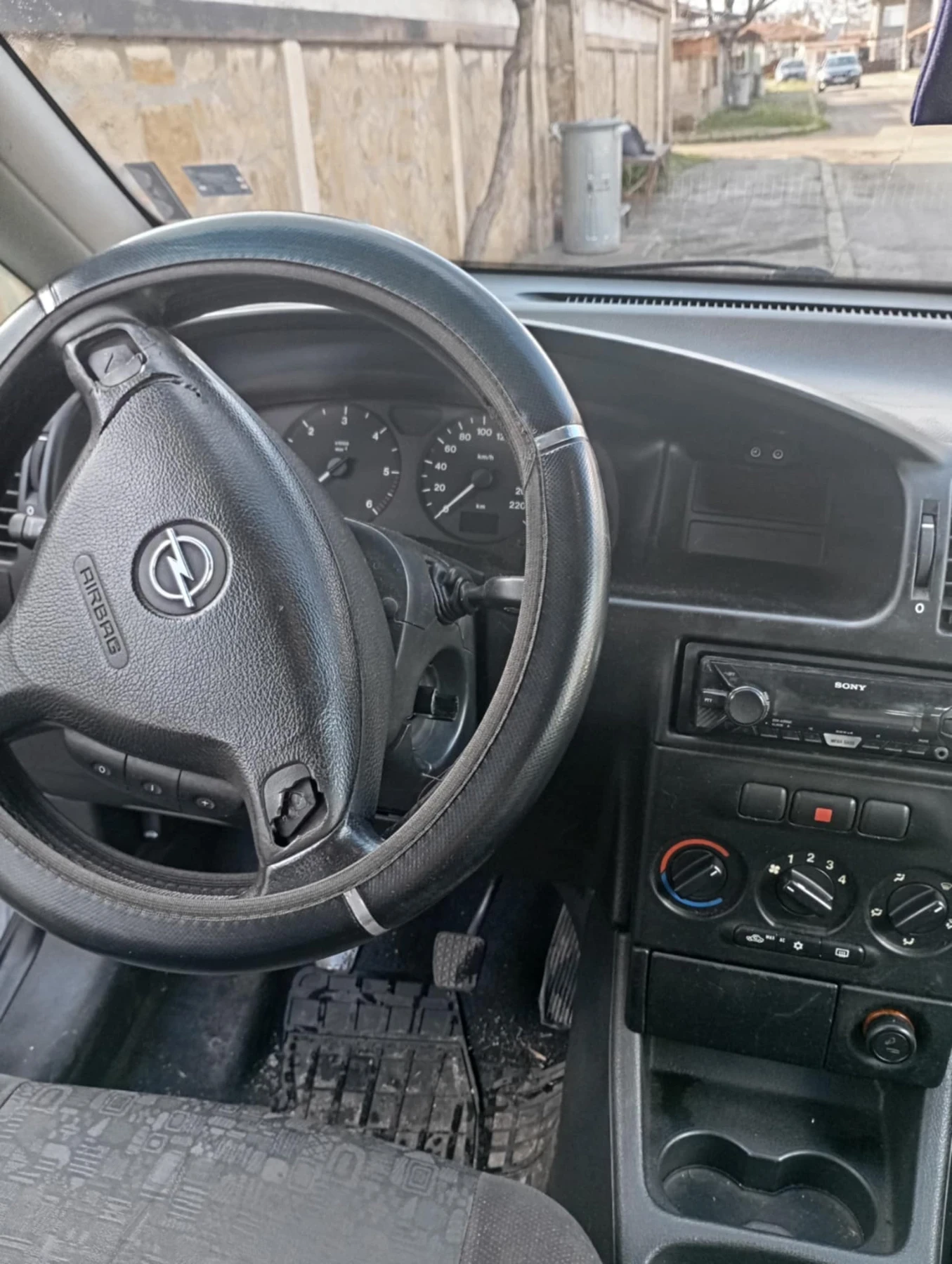Opel Zafira 2.0 DTI - изображение 8