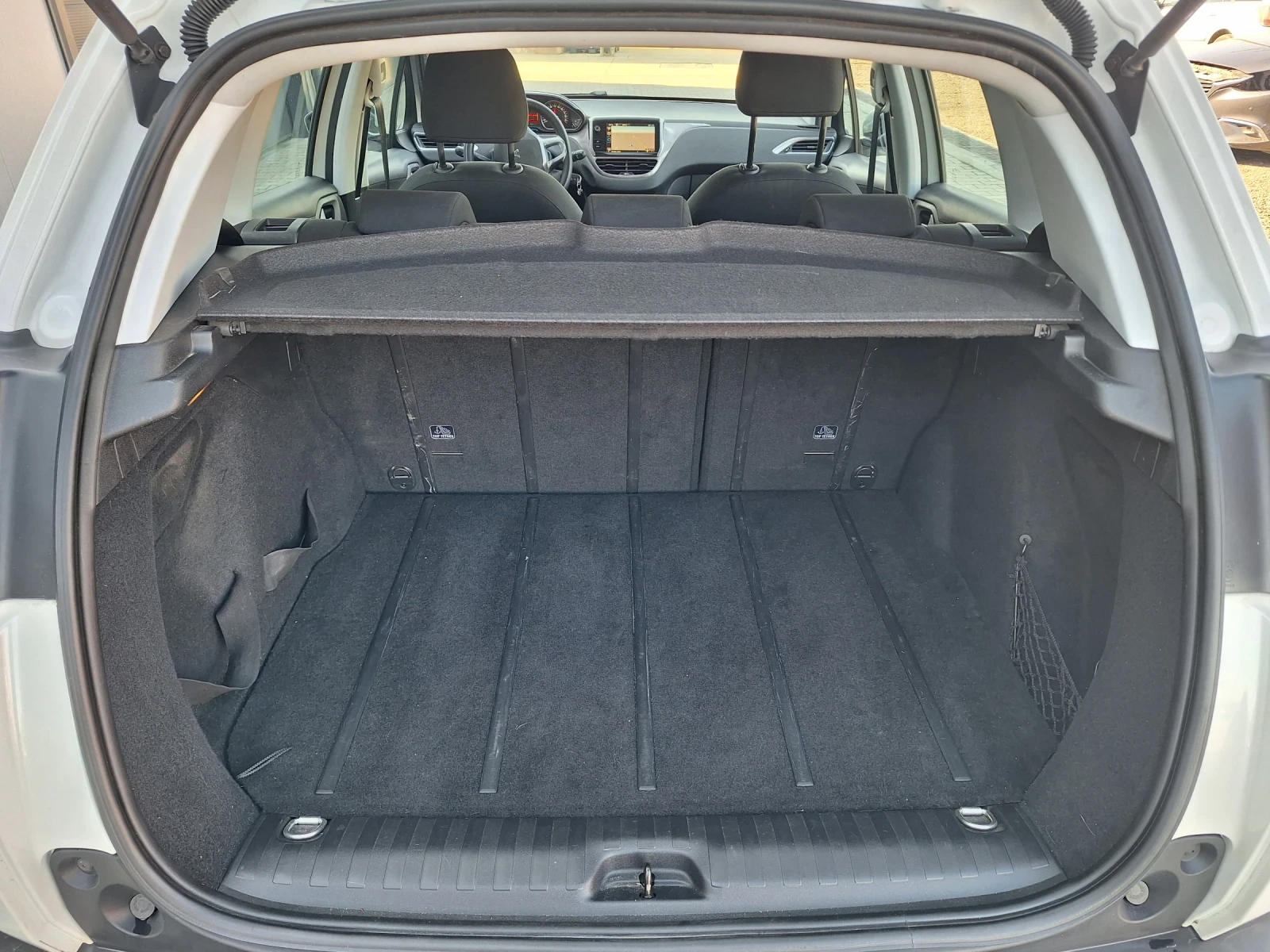 Peugeot 2008 1.4 HDI | Mobile.bg — изображение 14