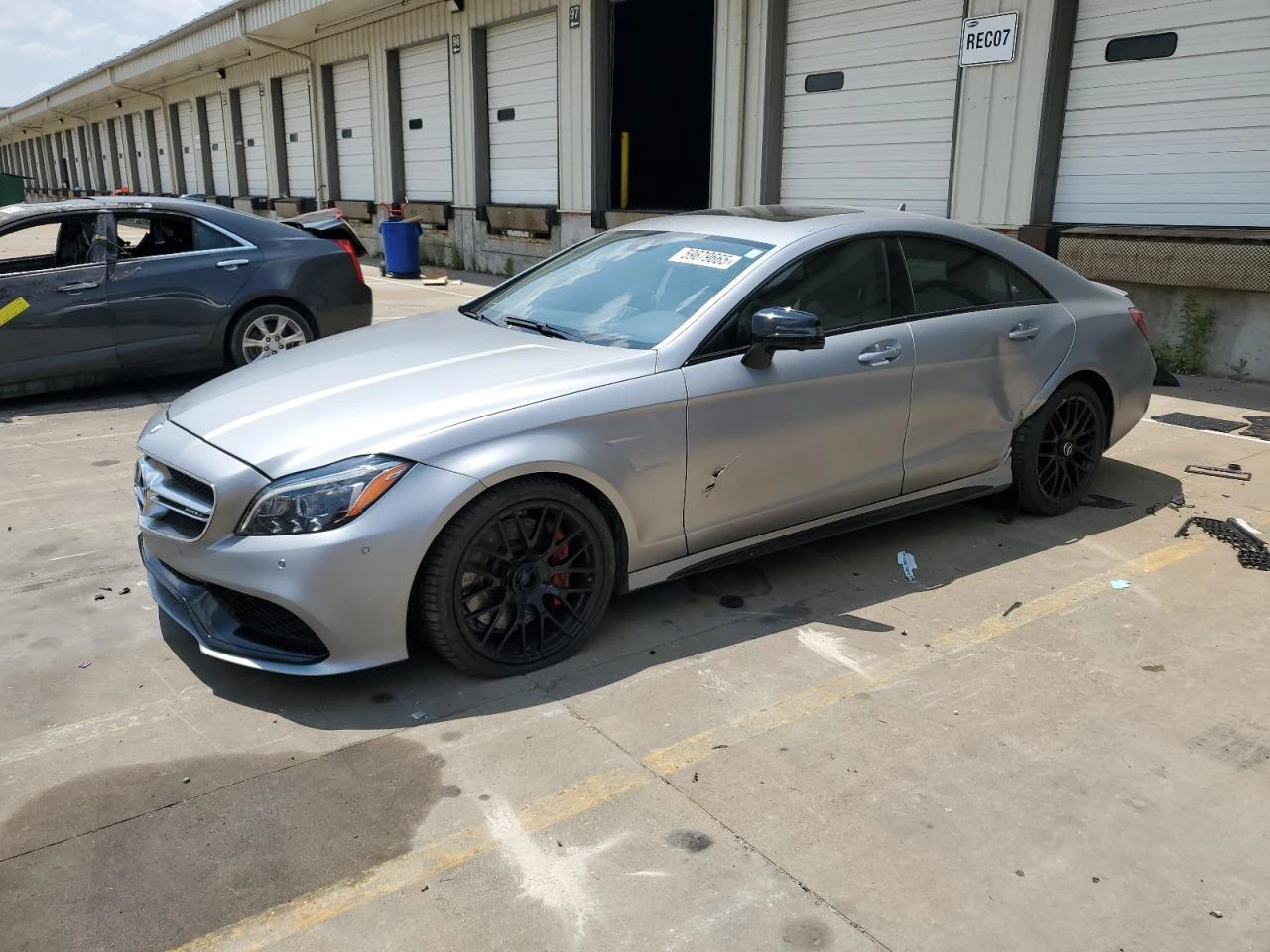 Mercedes-Benz CLS 63 AMG S-MODEL* FACELIFT* ФУЛ ЕКСТРИ* АВТО КРЕДИТ - изображение 3