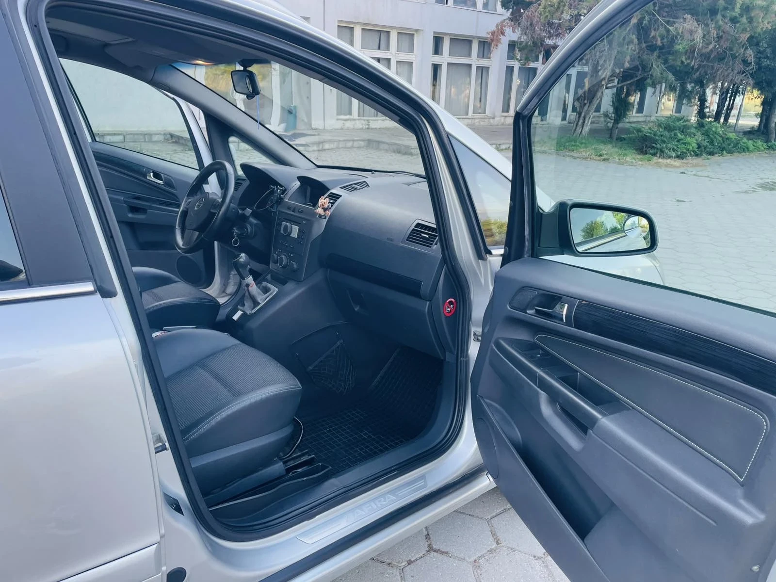Opel Zafira 1.8 140к.с. - изображение 6
