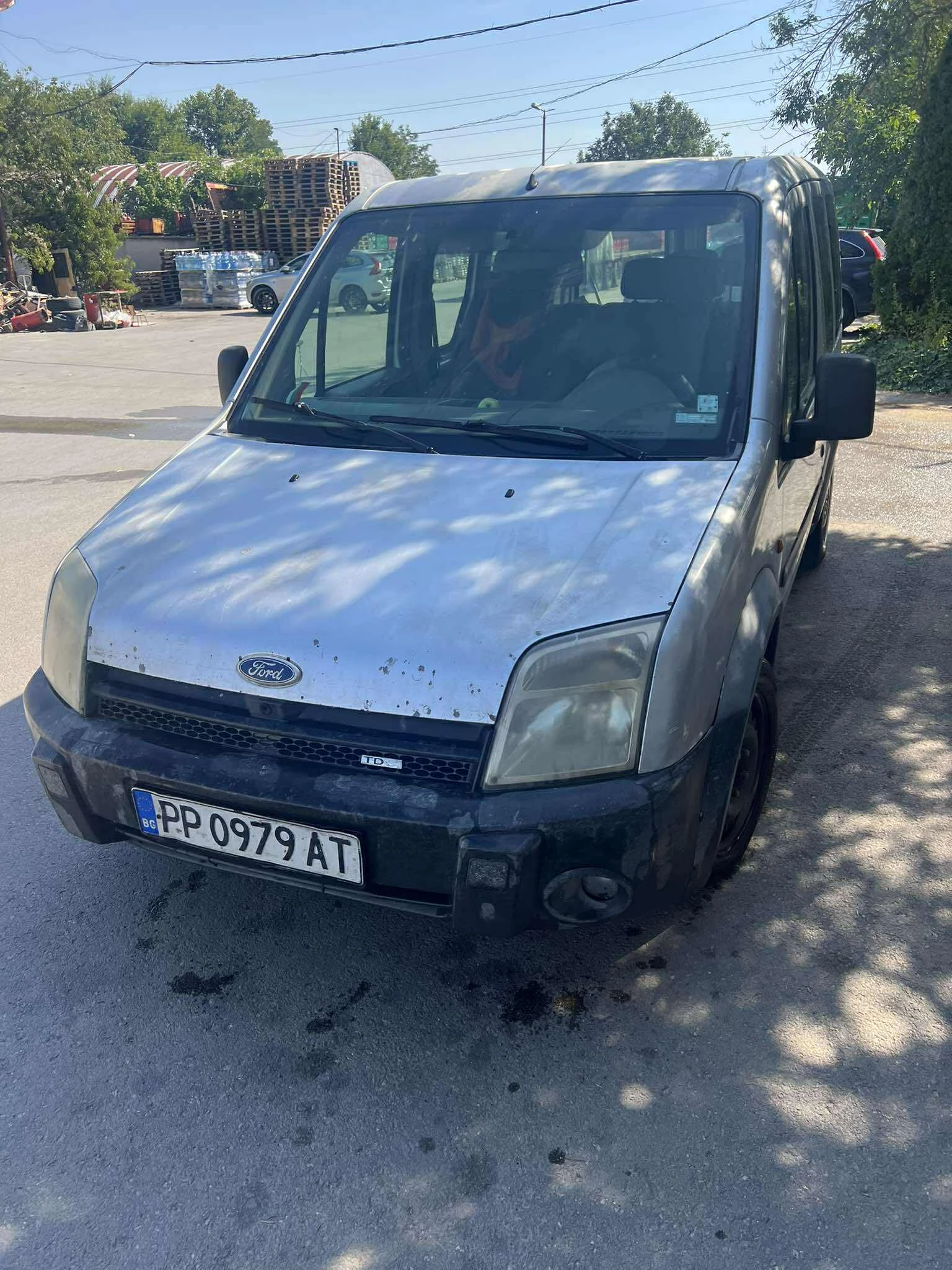 Ford Tourneo Connect  - изображение 4