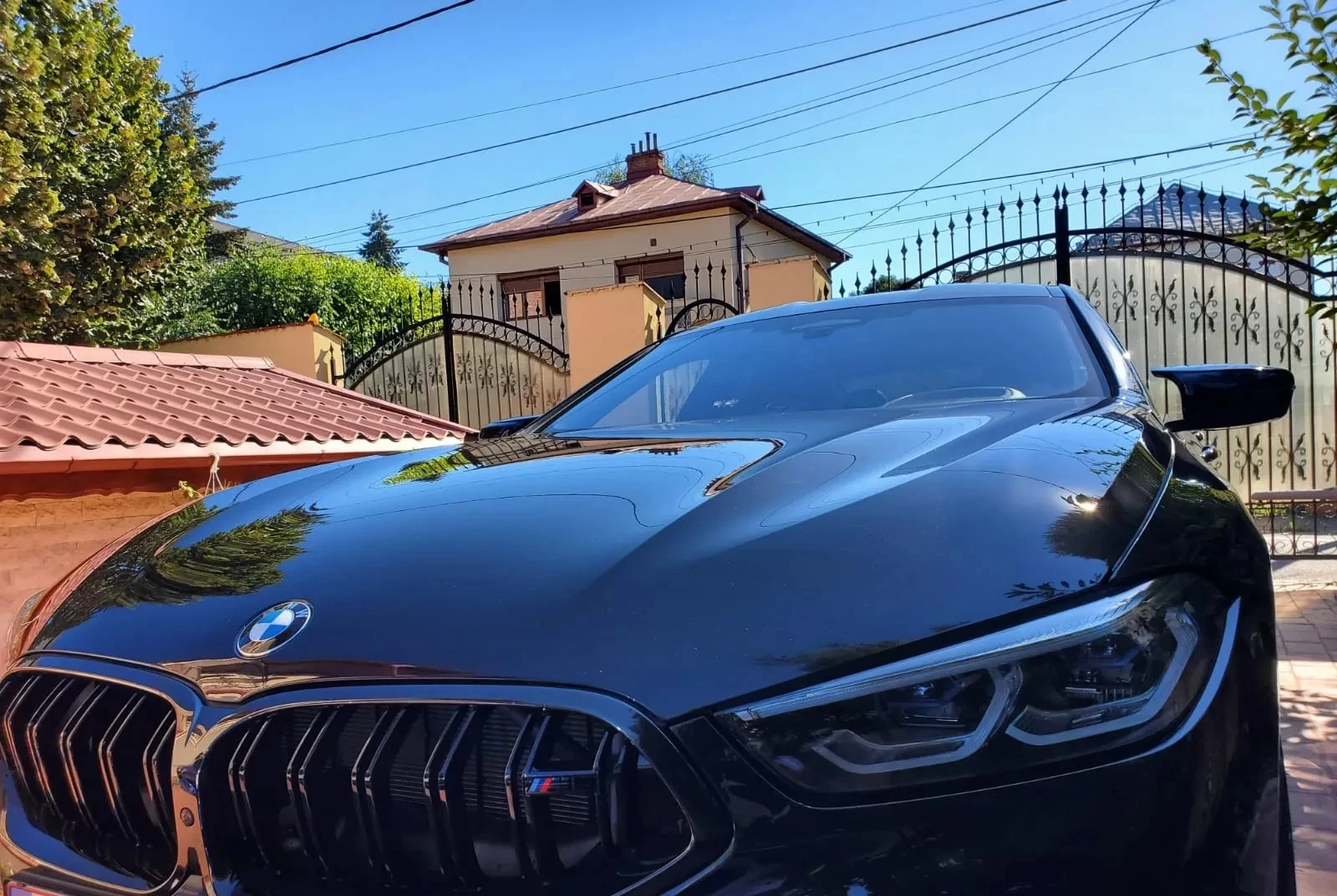 BMW M8 Competition B/W, Carbon Ceramic - изображение 4