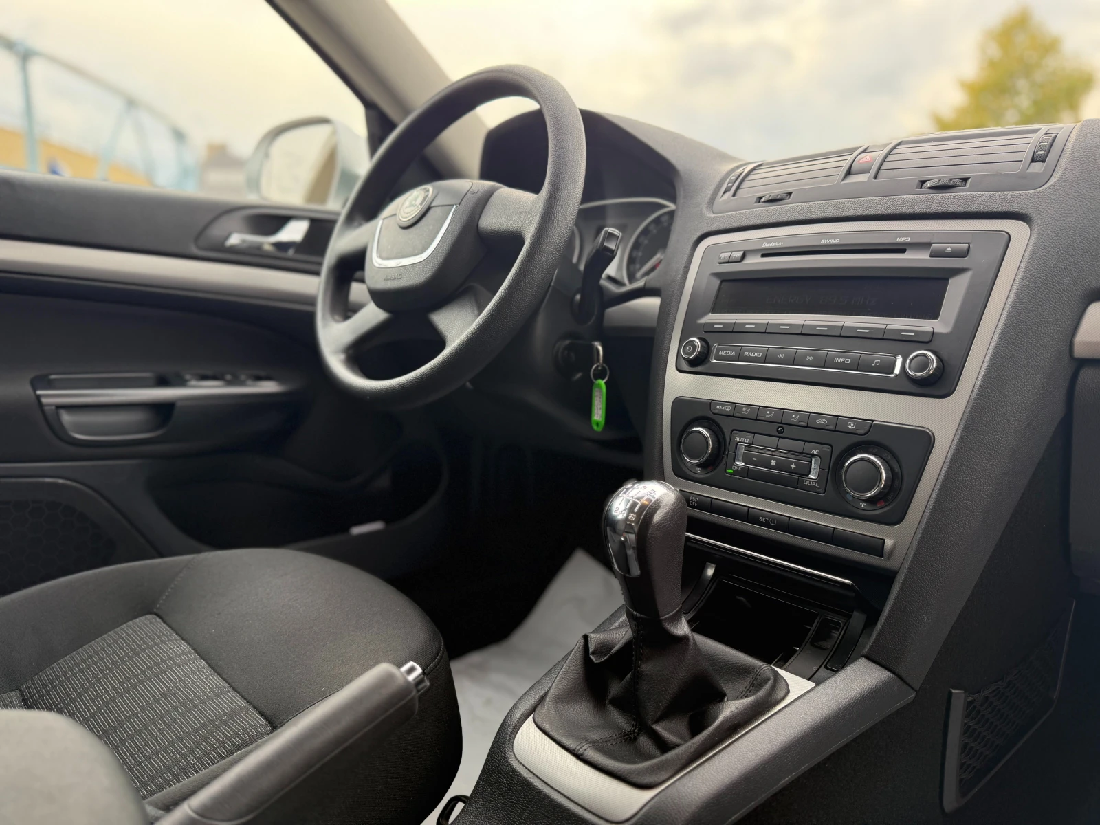 Skoda Octavia 6  /1.8i 160..   | Mobile.bg   13