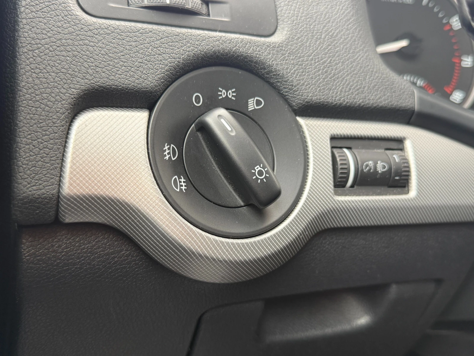 Skoda Octavia 6  /1.8i 160..   | Mobile.bg   16