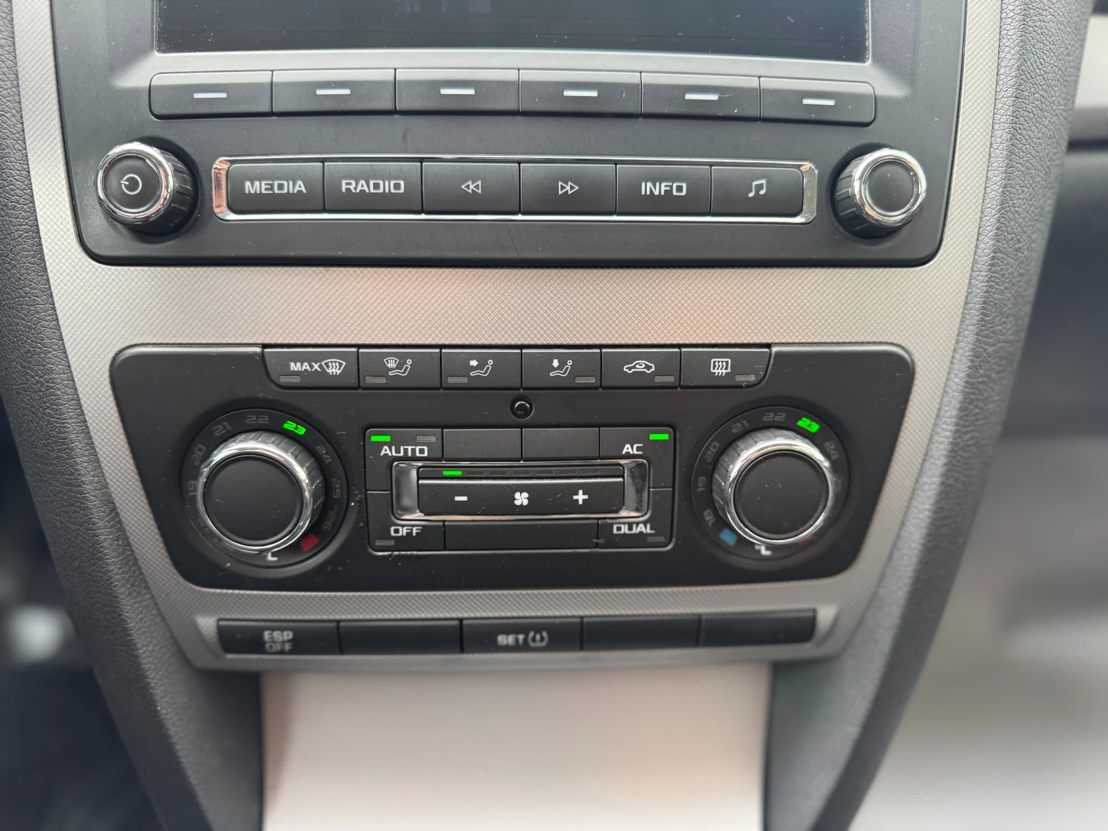 Skoda Octavia 6  /1.8i 160..   | Mobile.bg   11