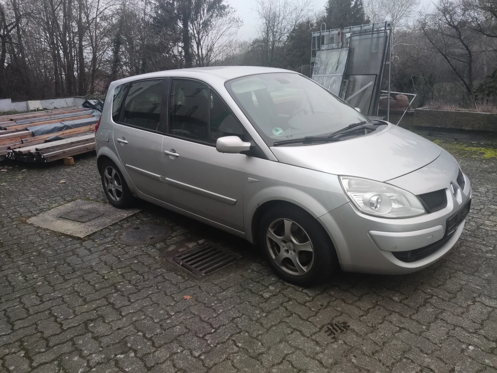 Renault Scenic 1.9 - изображение 2