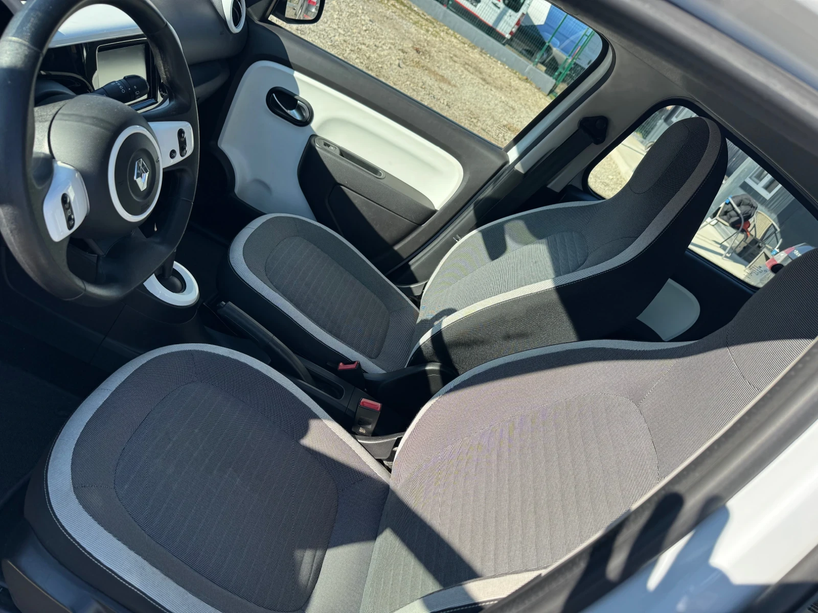 Renault Twingo 22kwh - изображение 10