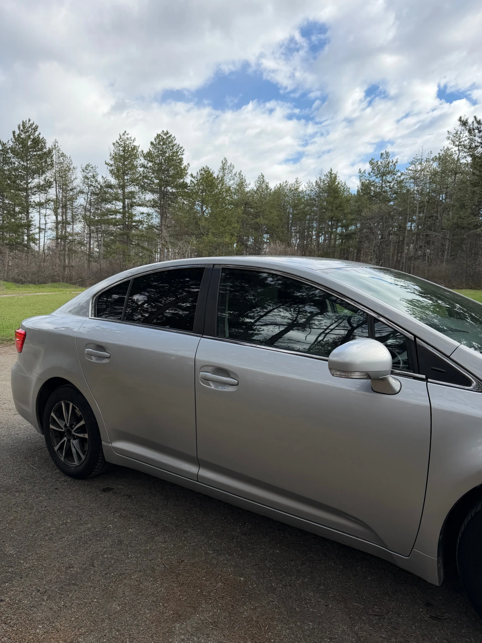 Toyota Avensis  - изображение 4