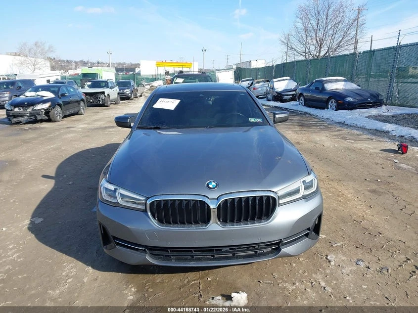 BMW 530 XDRIVE* harman/kardon* подгрев* Heads-up* KEYLESS*, снимка 3 - Автомобили и джипове - 53837556