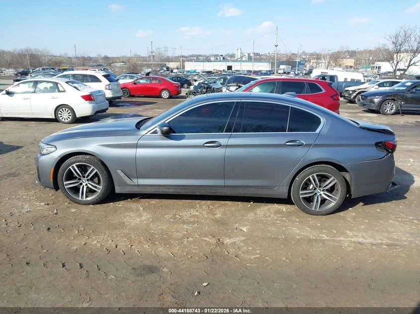 BMW 530 XDRIVE* harman/kardon* подгрев* Heads-up* KEYLESS*, снимка 15 - Автомобили и джипове - 53837556