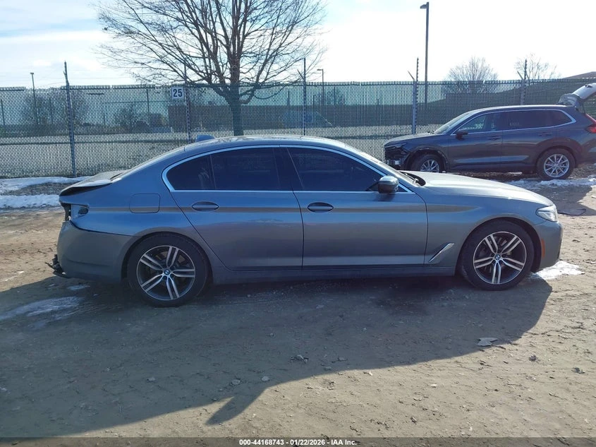 BMW 530 XDRIVE* harman/kardon* подгрев* Heads-up* KEYLESS*, снимка 16 - Автомобили и джипове - 53837556