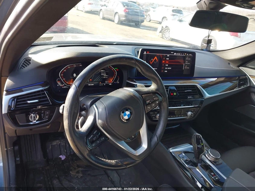 BMW 530 XDRIVE* harman/kardon* подгрев* Heads-up* KEYLESS*, снимка 10 - Автомобили и джипове - 53837556