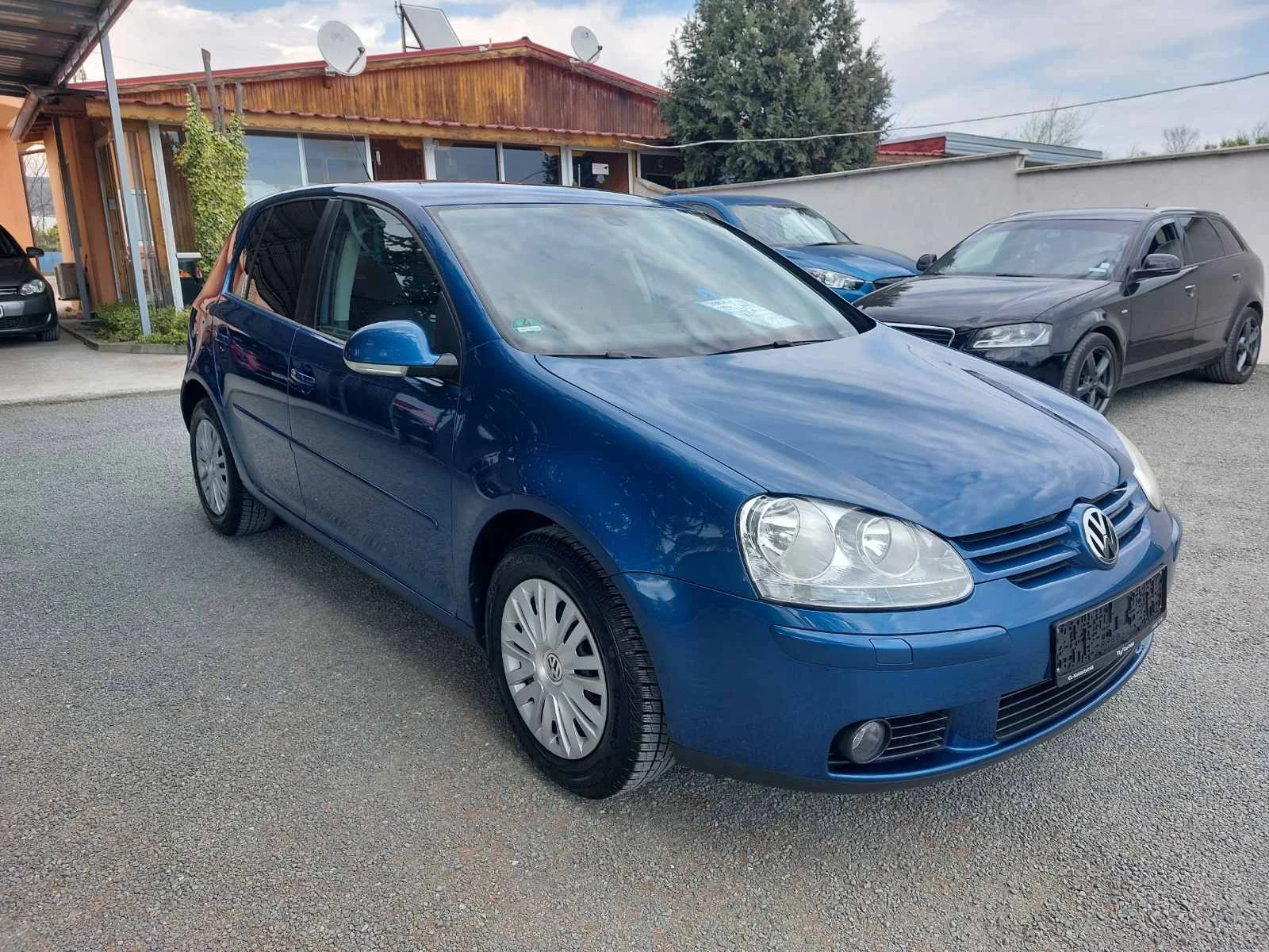 VW Golf 1.6i, ст.мотор, снимка 3 - Автомобили и джипове - 54258563
