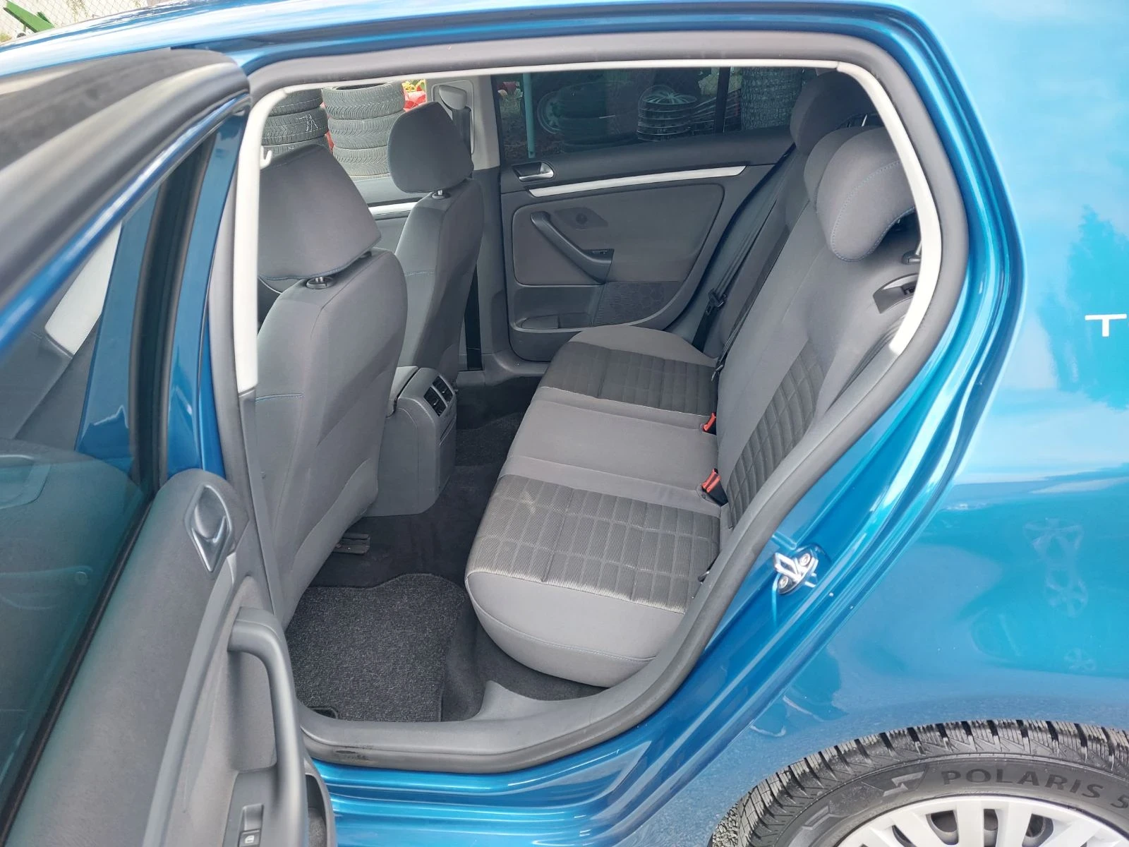 VW Golf 1.6i, ст.мотор, снимка 9 - Автомобили и джипове - 54258563