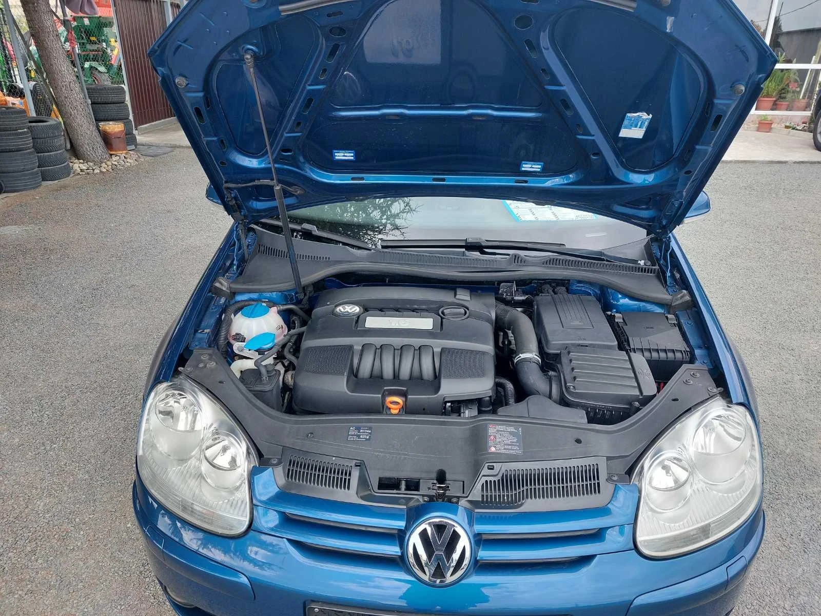 VW Golf 1.6i, ст.мотор, снимка 12 - Автомобили и джипове - 54258563