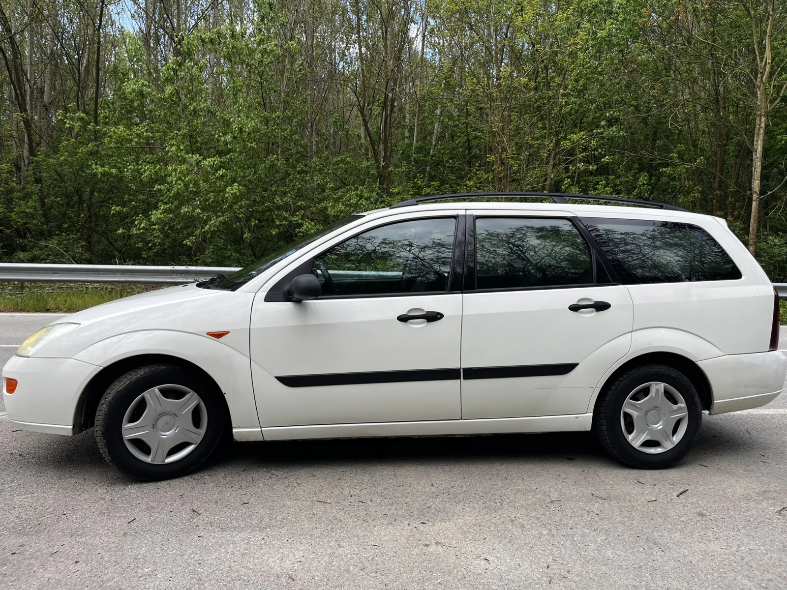 Ford Focus 1.8 TDDI КЛИМА, снимка 2 - Автомобили и джипове - 54388477