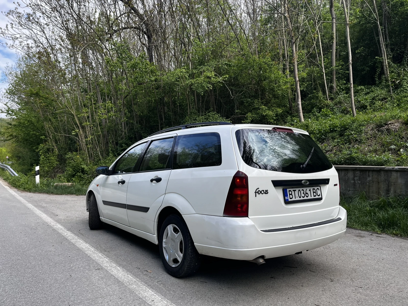 Ford Focus 1.8 TDDI КЛИМА, снимка 3 - Автомобили и джипове - 54388477