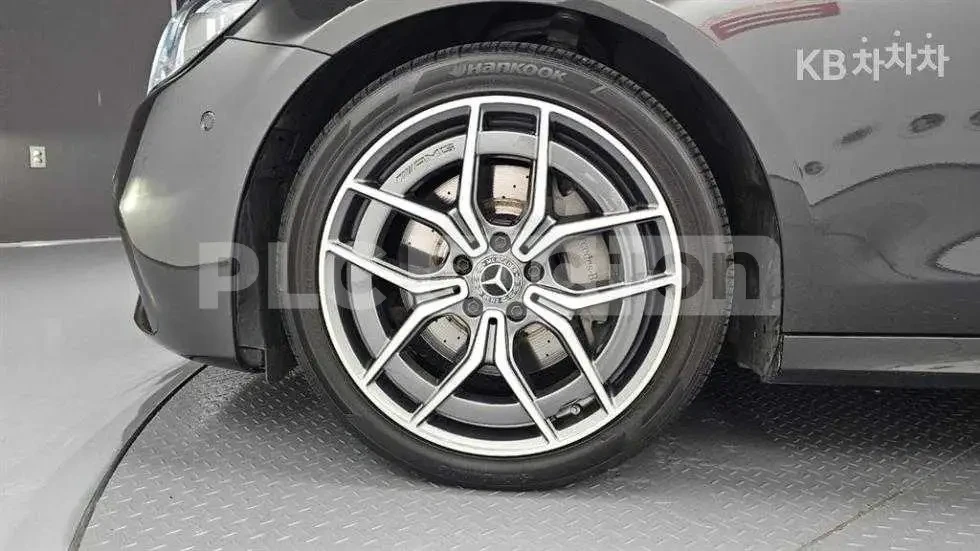 Mercedes-Benz E 220 ПОДГРЕВИ * ПАНО * KEYLESS * АВТОКРЕДИТ , снимка 5 - Автомобили и джипове - 55032591