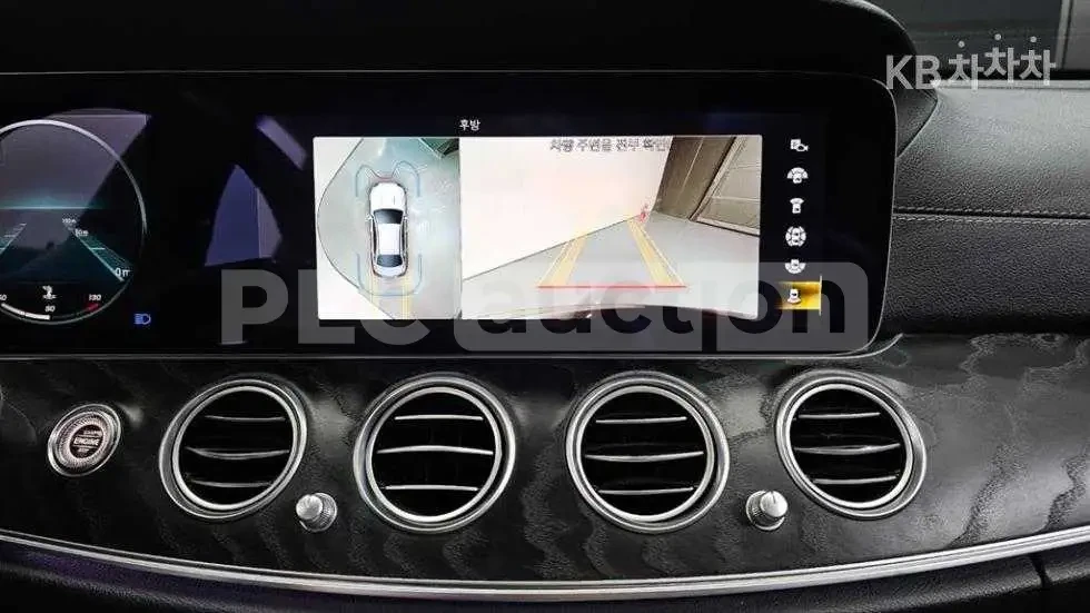 Mercedes-Benz E 220 ПОДГРЕВИ * ПАНО * KEYLESS * АВТОКРЕДИТ , снимка 10 - Автомобили и джипове - 55032591