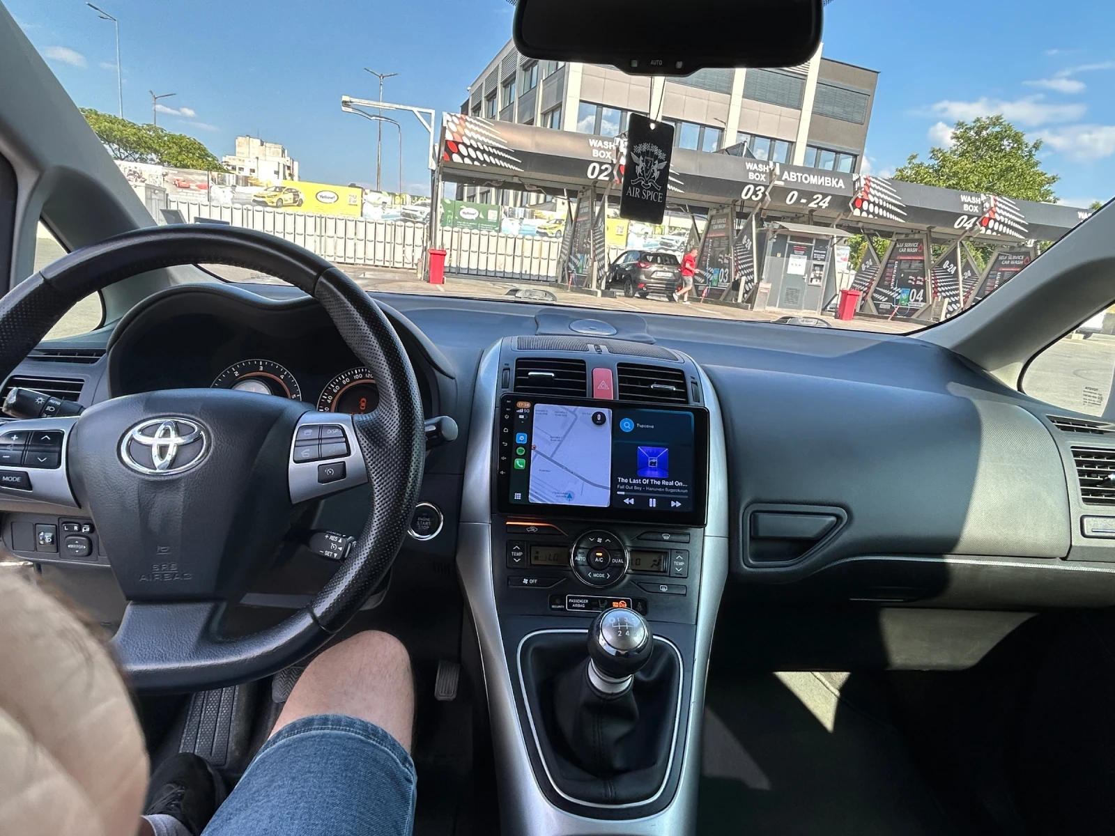 Toyota Auris, снимка 7 - Автомобили и джипове - 55036661