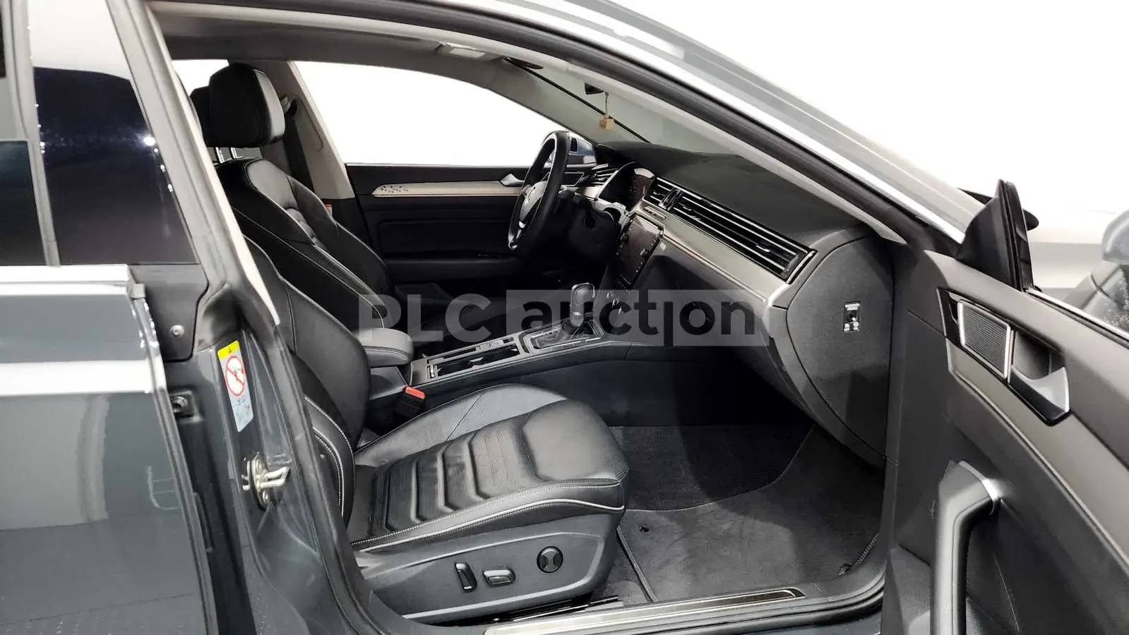 VW Arteon PRESTIGE /360/PANORAMA/ПОДГРЕВ/ОБДУХВАНЕ/, снимка 11 - Автомобили и джипове - 55156599