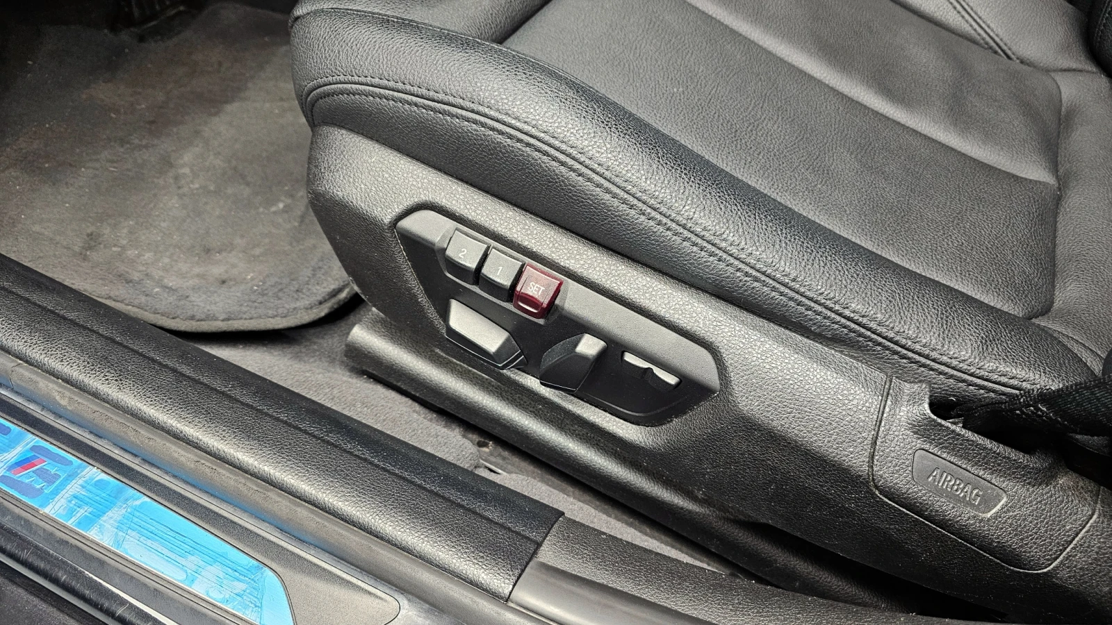 BMW 320 M PERFORMANCE EDITION* HUD* КРАЙНА ЦЕНА, снимка 10 - Автомобили и джипове - 55162857