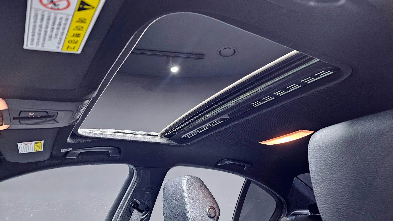 BMW 320 M PERFORMANCE EDITION* HUD* КРАЙНА ЦЕНА, снимка 14 - Автомобили и джипове - 55162857