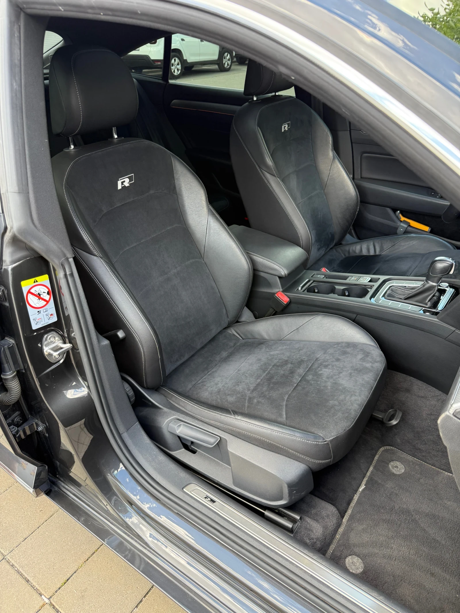 VW Arteon 1.5 R Line, снимка 12 - Автомобили и джипове - 55186342