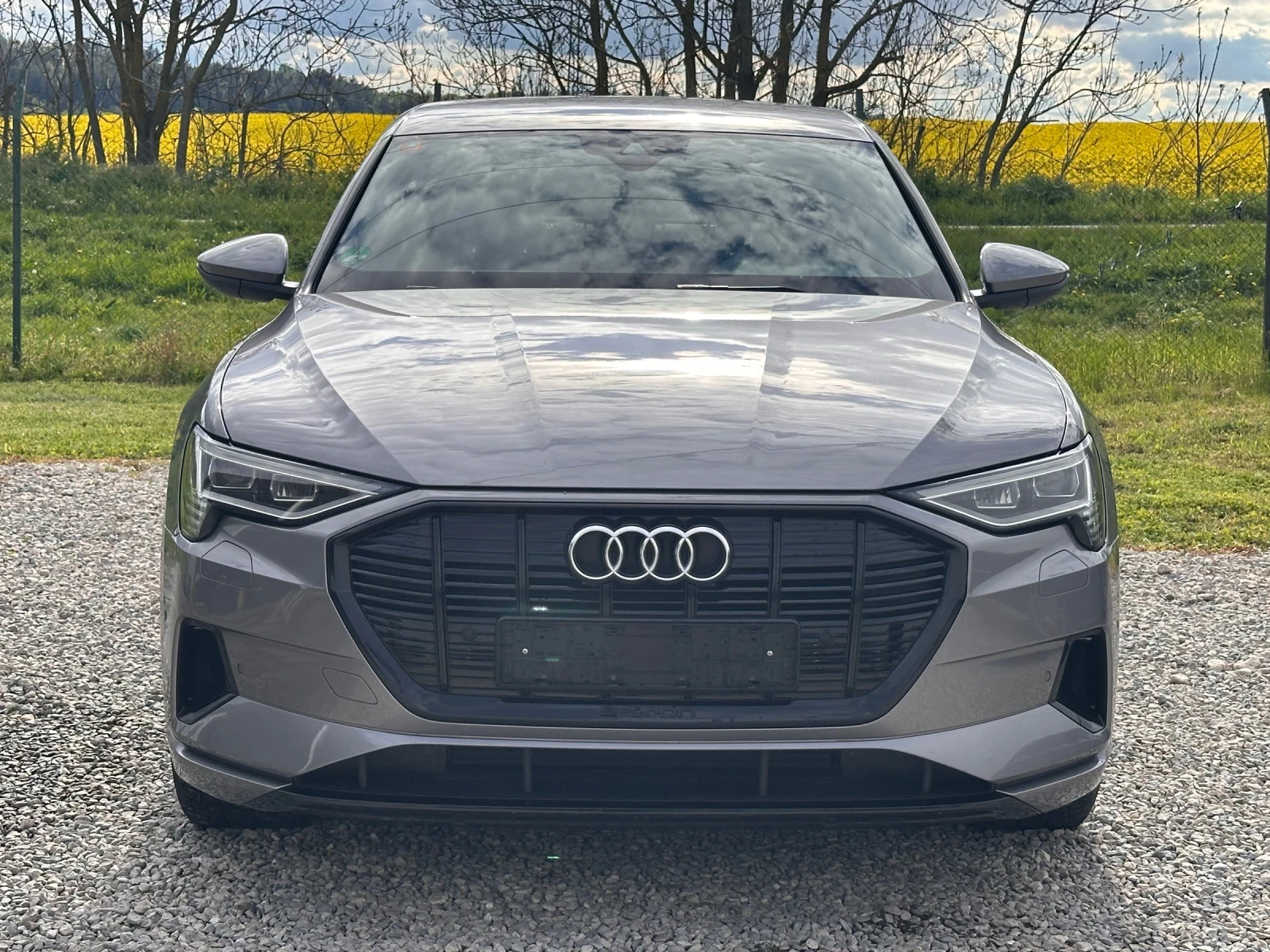 Audi E-Tron 55  408ks 95 kw, снимка 2 - Автомобили и джипове - 55579075