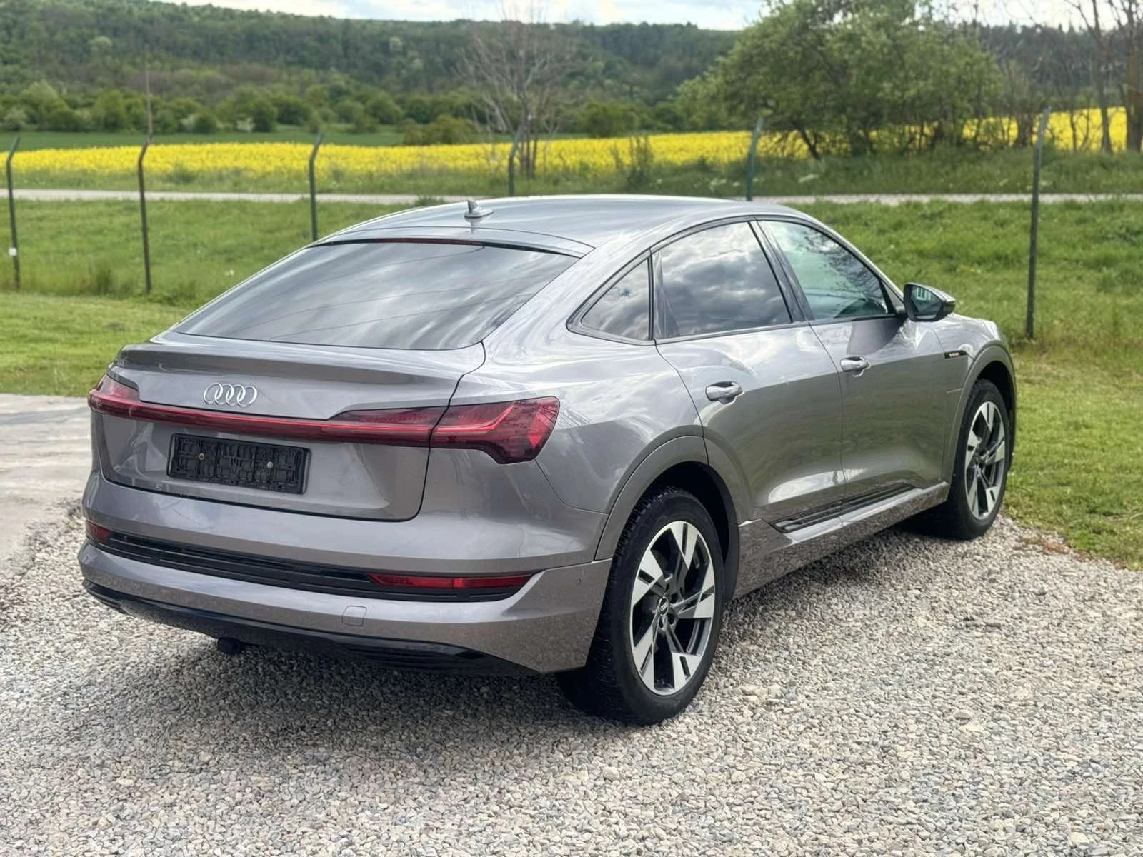 Audi E-Tron 55  408ks 95 kw, снимка 5 - Автомобили и джипове - 55579075