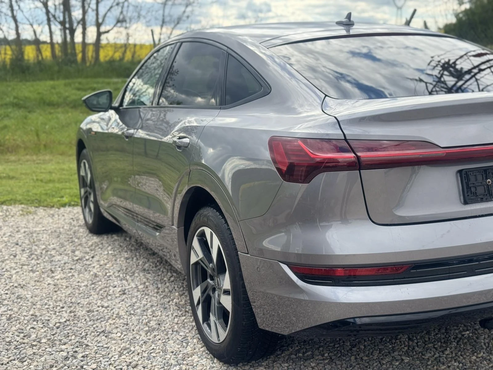 Audi E-Tron 55  408ks 95 kw, снимка 8 - Автомобили и джипове - 55579075