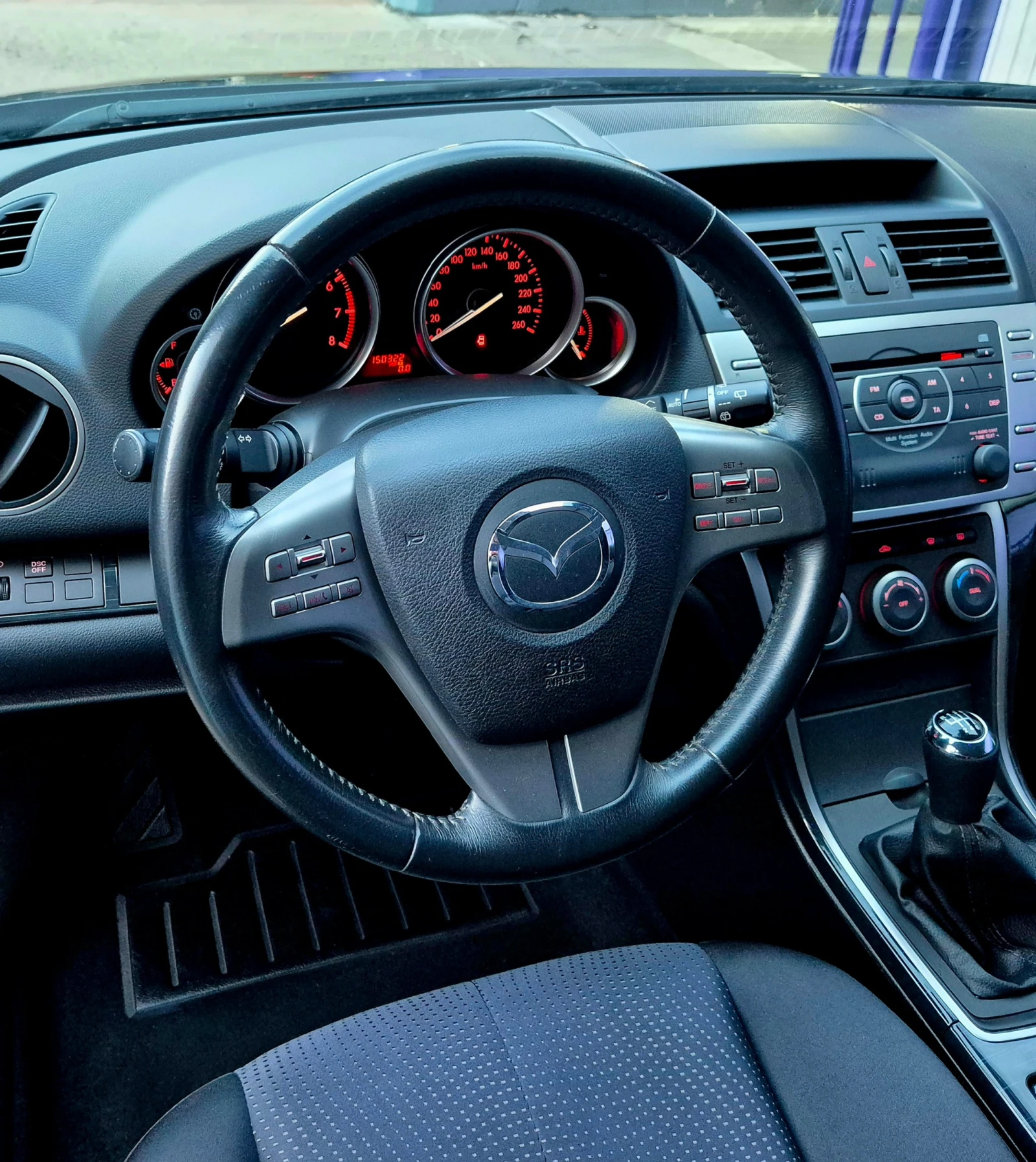 Mazda 6 2.0i-EXCLUSIVE-6speed-Japan , снимка 14 - Автомобили и джипове - 55772956