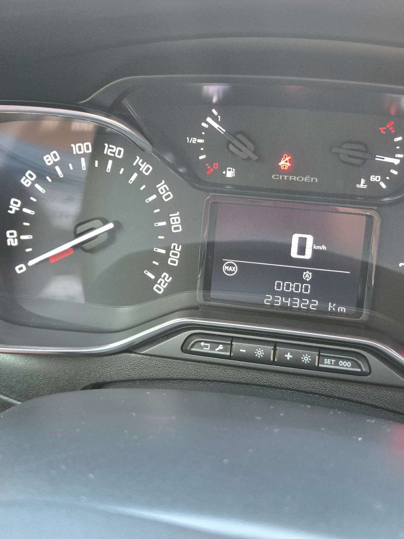 Citroen C3 (1.6 BlueHDi / HDi)., снимка 4 - Автомобили и джипове - 55780051