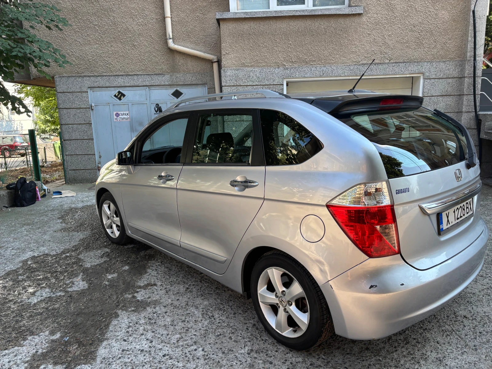 Honda Fr-v, снимка 3 - Автомобили и джипове - 55931340