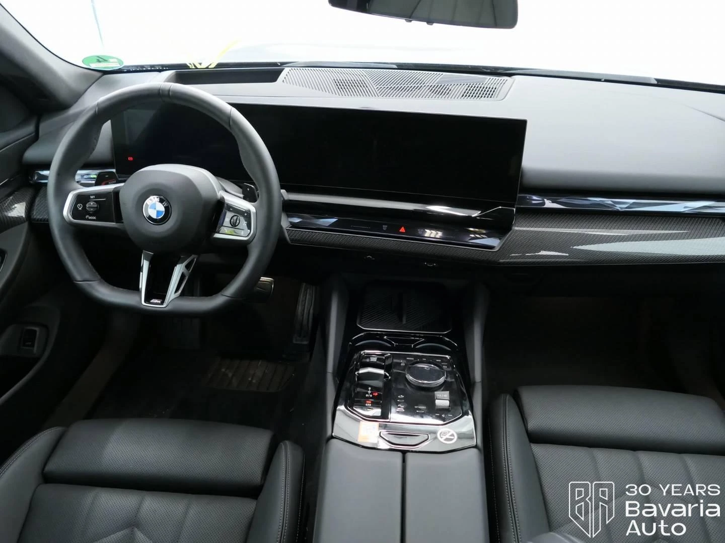 BMW 520 d Touring Steptronic, снимка 6 - Автомобили и джипове - 56541459