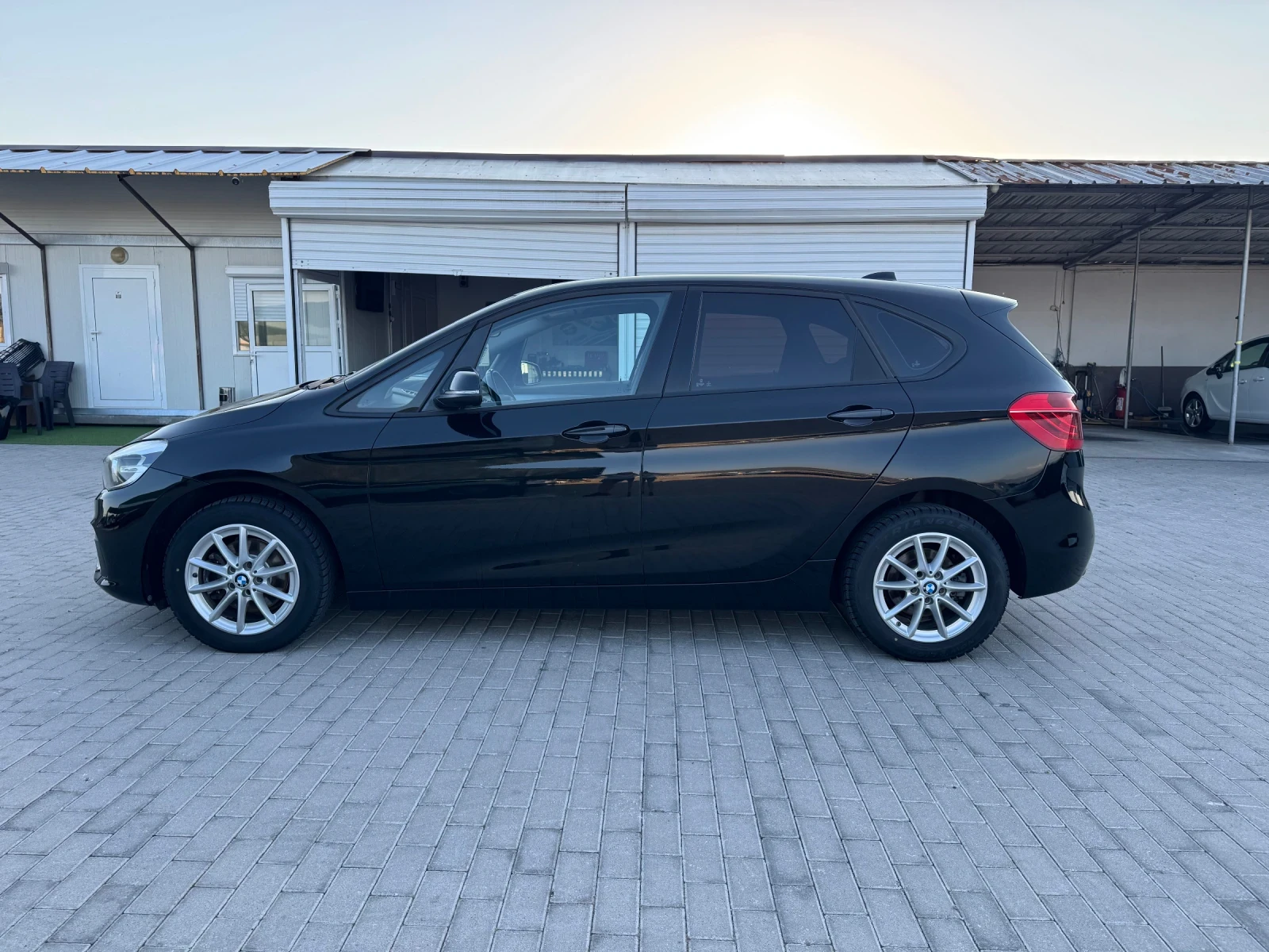 BMW 216 EURO 6B, снимка 6 - Автомобили и джипове - 56599351