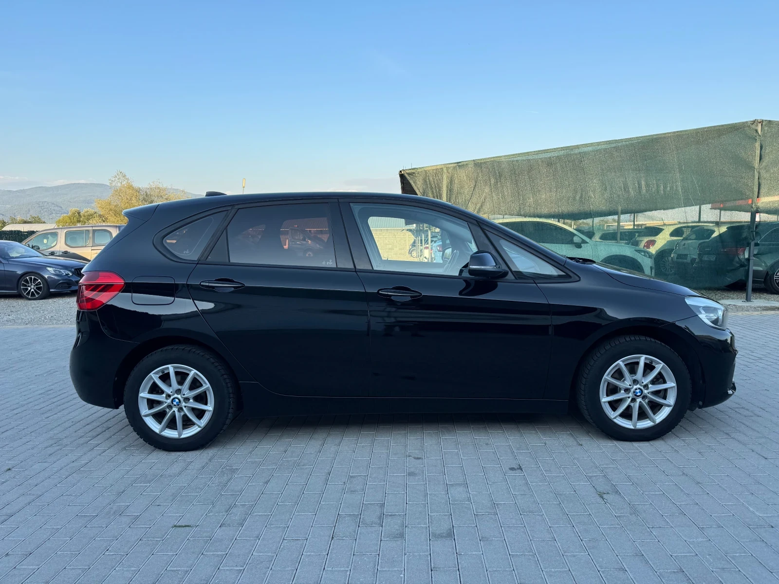 BMW 216 EURO 6B, снимка 2 - Автомобили и джипове - 56599351