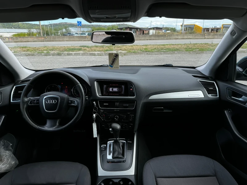 Audi Q5 2.0TDI/QUATTRO/АВТОМАТИК, снимка 10 - Автомобили и джипове - 47270018