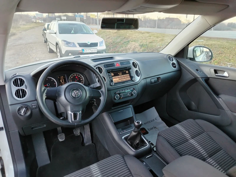 VW Tiguan 2.0 TDI 4MOTION , снимка 14 - Автомобили и джипове - 48388653