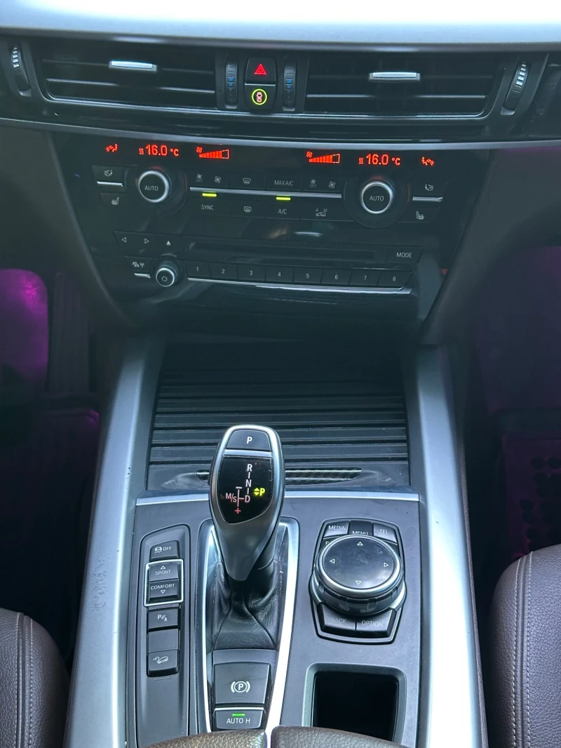 BMW X5 3.0/HEAD UP/M PERFORMANCE AERO PACK, снимка 14 - Автомобили и джипове - 52343666