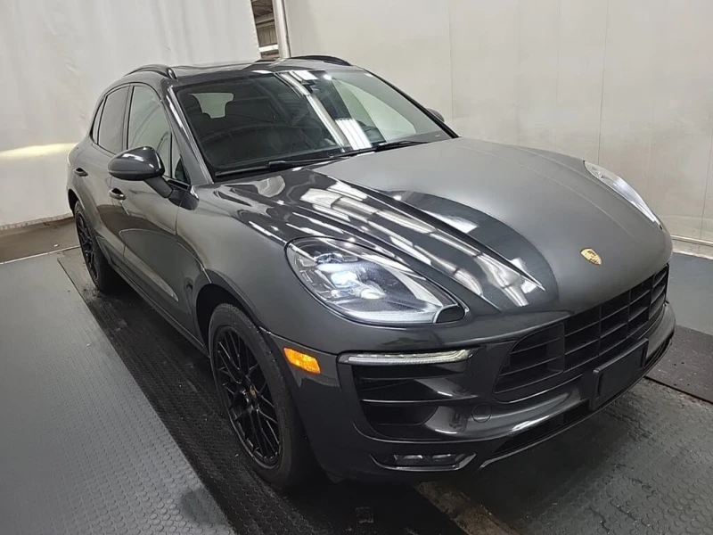Porsche Macan GTS * AWD * АвтоКредит (ЦЕНА ДО БГ), снимка 2 - Автомобили и джипове - 52541510