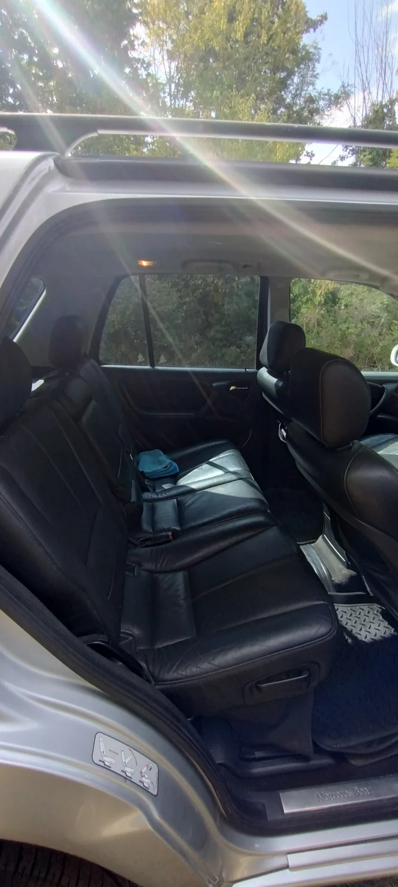 Mercedes-Benz ML 270, снимка 16 - Автомобили и джипове - 53043681