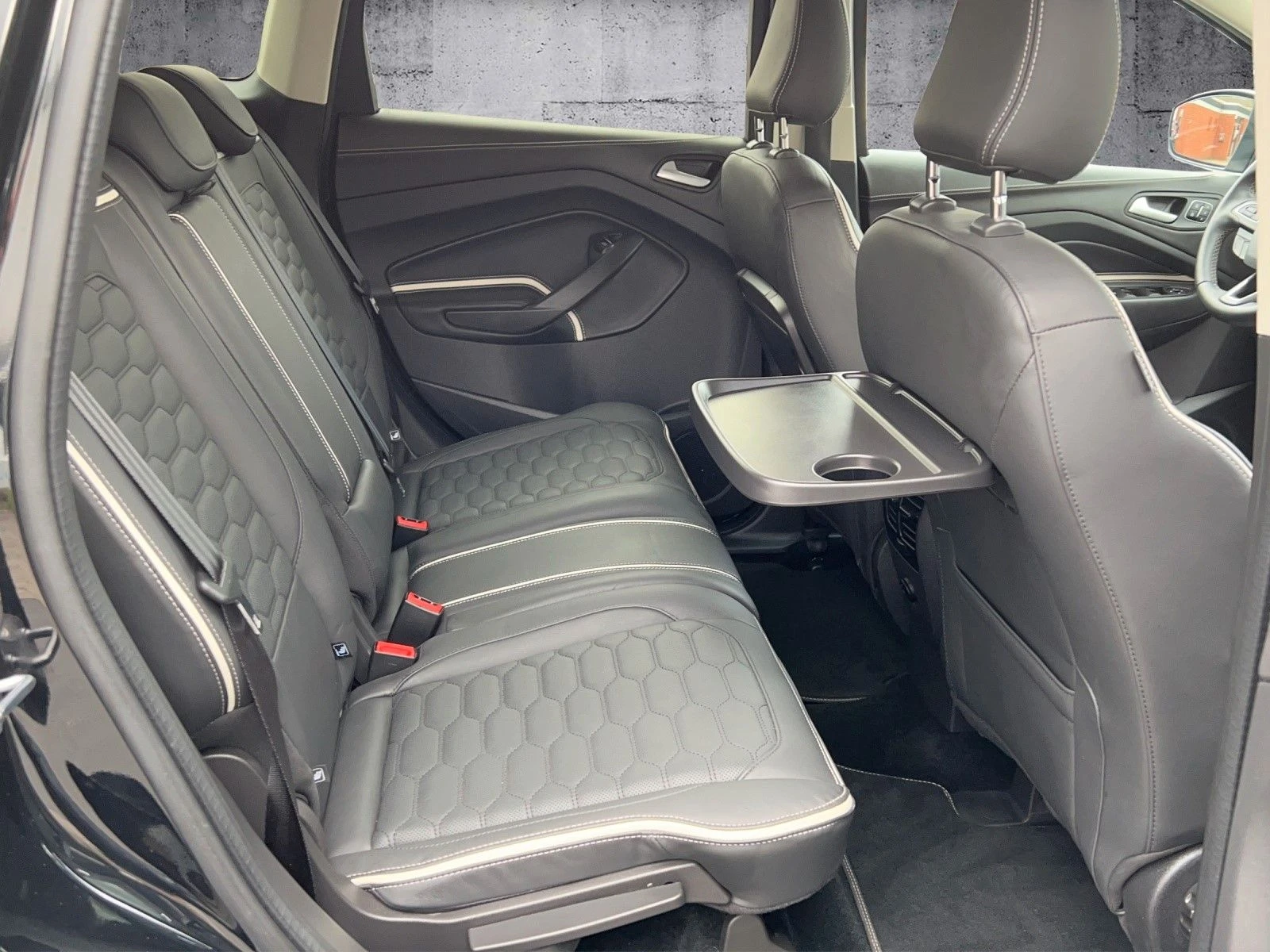 Ford Kuga 2.0 VIGNALE 4x4 TDCi DPF - изображение 8